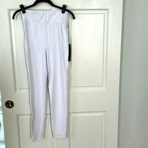 NWT: carbon 38 opaque white workout leggings leggings - Size medium